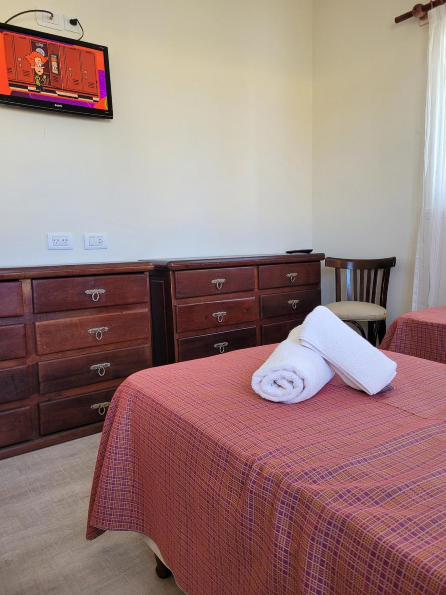 108 Y El Mar - Hotel Tejas Rojas Villa Gesell Szoba fotó