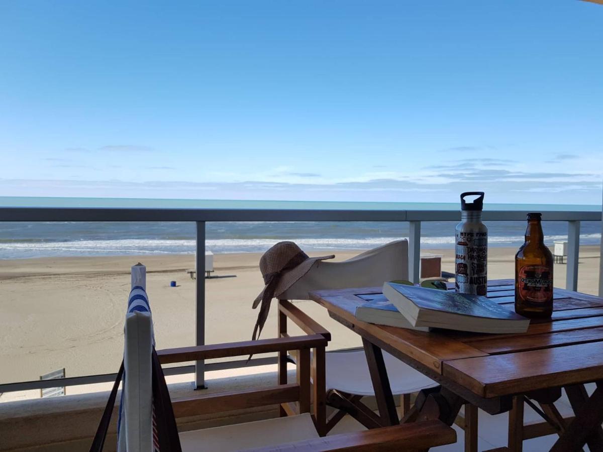 108 Y El Mar - Hotel Tejas Rojas Villa Gesell Kültér fotó